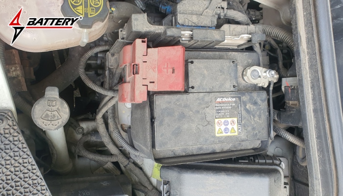 B&igrave;nh ắc quy xe Vinfast Fadil