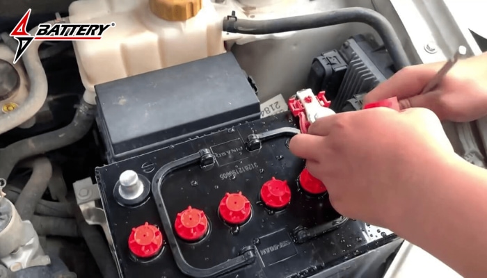 Hiện tượng tự xả ắc quy